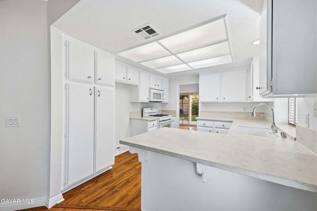 44328 Soft Avenue, Lancaster, CA 93536