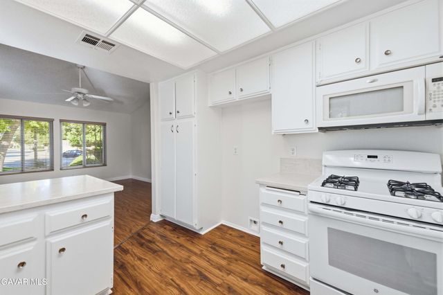 44328 Soft Avenue, Lancaster, CA 93536