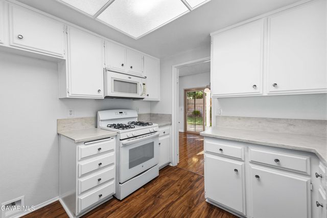 44328 Soft Avenue, Lancaster, CA 93536
