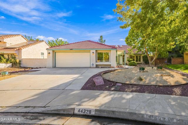 44328 Soft Avenue, Lancaster, CA 93536