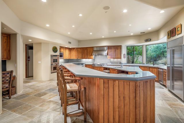 10191 E FILAREE Lane, Scottsdale, AZ 85262