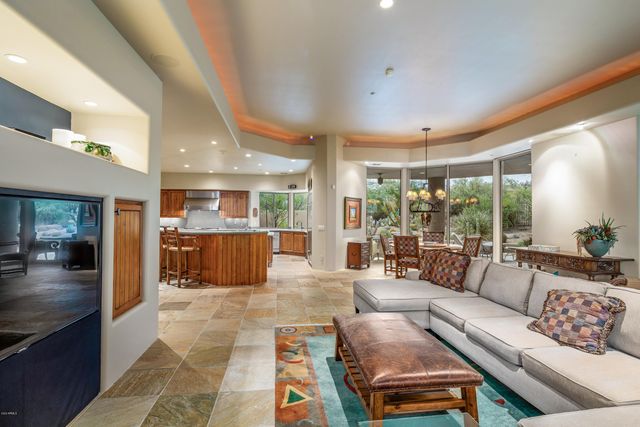 10191 E FILAREE Lane, Scottsdale, AZ 85262