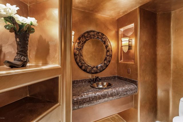 10191 E FILAREE Lane, Scottsdale, AZ 85262