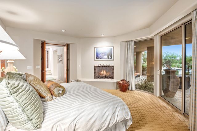 10191 E FILAREE Lane, Scottsdale, AZ 85262