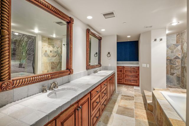 10191 E FILAREE Lane, Scottsdale, AZ 85262