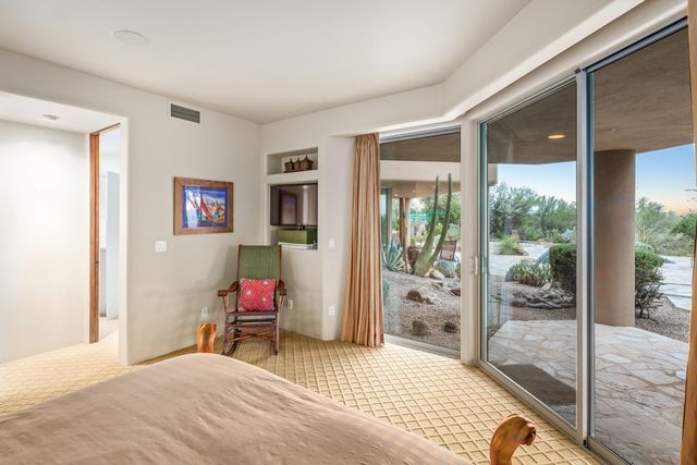 10191 E FILAREE Lane, Scottsdale, AZ 85262