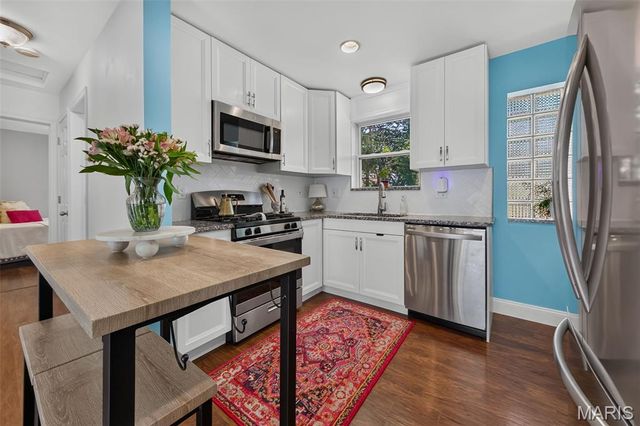 1107 Selma Avenue, Webster Groves, MO 63119