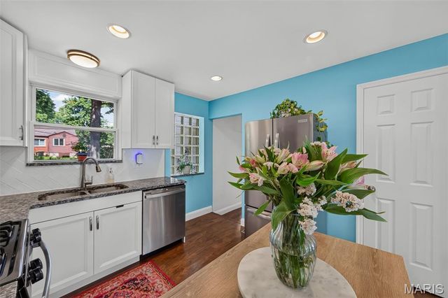 1107 Selma Avenue, Webster Groves, MO 63119