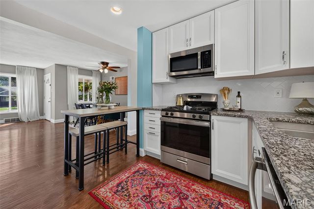 1107 Selma Avenue, Webster Groves, MO 63119