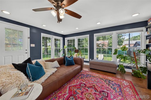 1107 Selma Avenue, Webster Groves, MO 63119
