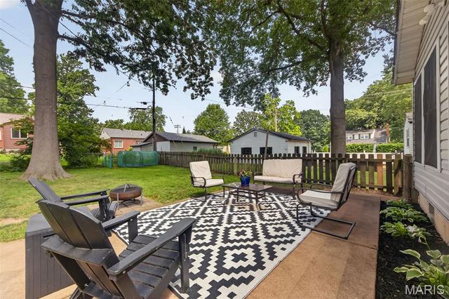 1107 Selma Avenue, Webster Groves, MO 63119