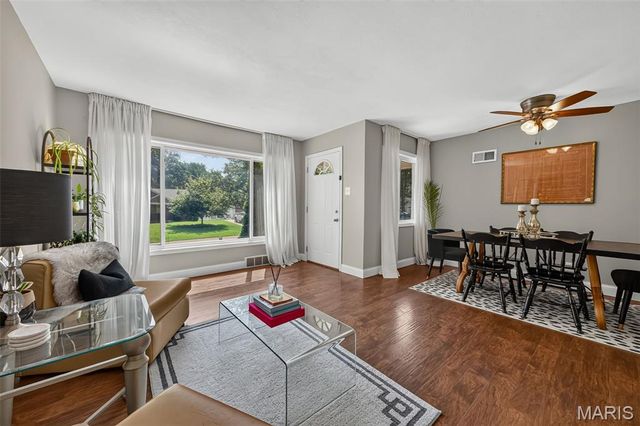 1107 Selma Avenue, Webster Groves, MO 63119