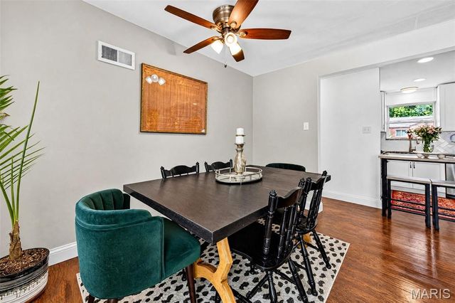 1107 Selma Avenue, Webster Groves, MO 63119