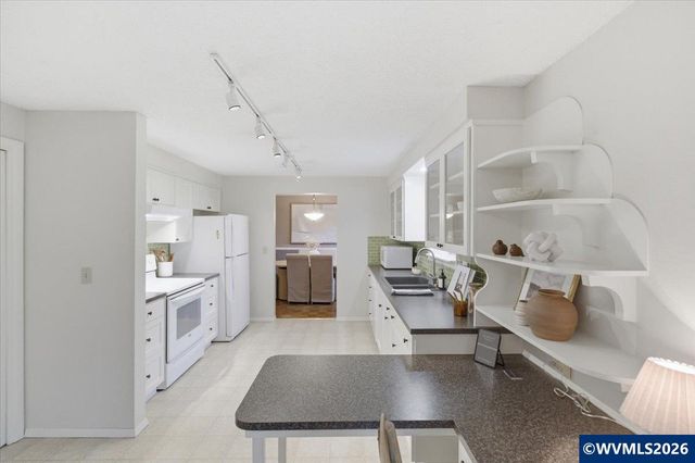 3901 Ash Av SE, Salem, OR 97302