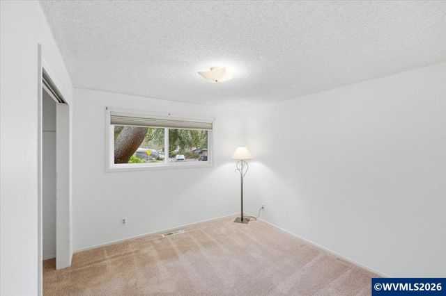 3901 Ash Av SE, Salem, OR 97302