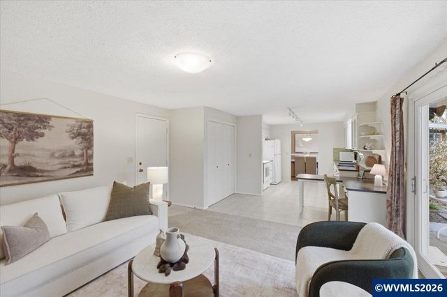 3901 Ash Av SE, Salem, OR 97302