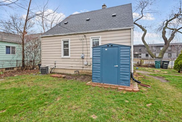 3992 Greenfield Road, Berkley City, MI 48072