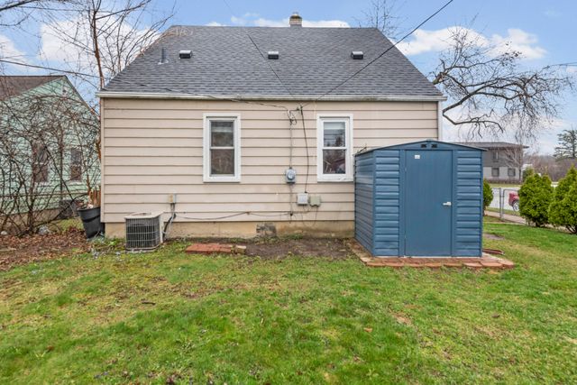 3992 Greenfield Road, Berkley City, MI 48072