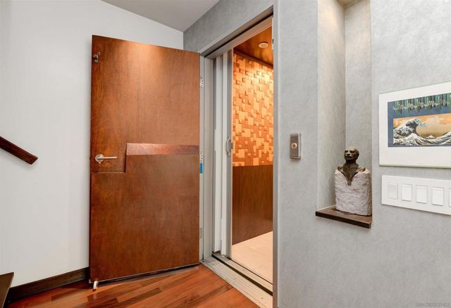 435 Ravina, La Jolla, CA 92037