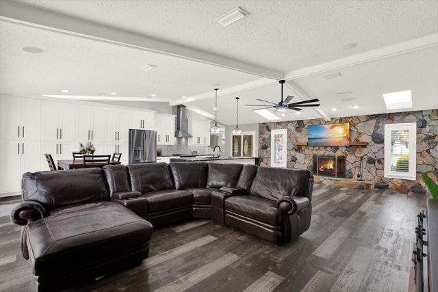7487 RIVER COUNTRY DRIVE, Weeki Wachee, FL 34607