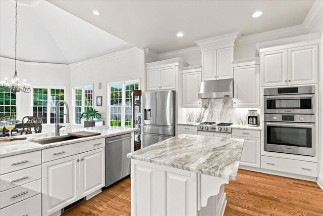 6163 TALMADGE Run, Acworth, GA 30101
