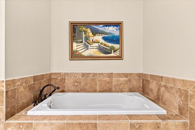 6163 TALMADGE Run, Acworth, GA 30101