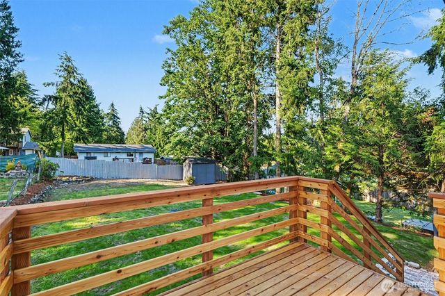 7245 E Taylor Street, Port Orchard, WA 98366