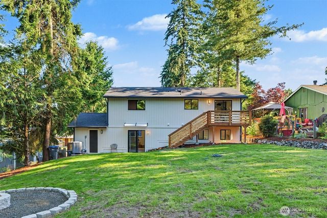 7245 E Taylor Street, Port Orchard, WA 98366