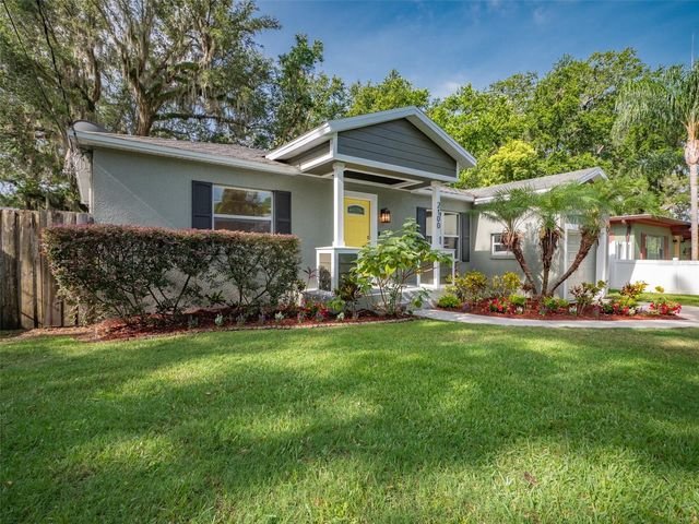 2100 FOREST CIRCLE, Orlando, FL 32803