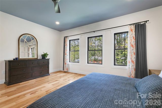 71 Hidden Pond Lane, Brevard, NC 28712