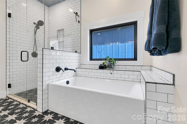 71 Hidden Pond Lane, Brevard, NC 28712