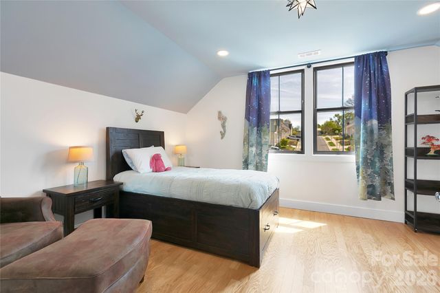 71 Hidden Pond Lane, Brevard, NC 28712