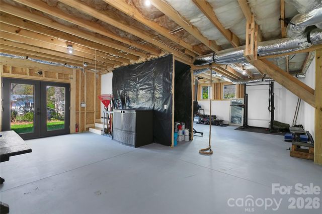 71 Hidden Pond Lane, Brevard, NC 28712