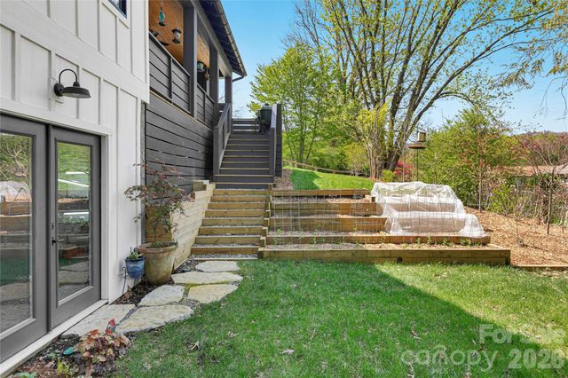 71 Hidden Pond Lane, Brevard, NC 28712