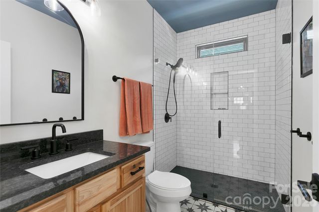 71 Hidden Pond Lane, Brevard, NC 28712