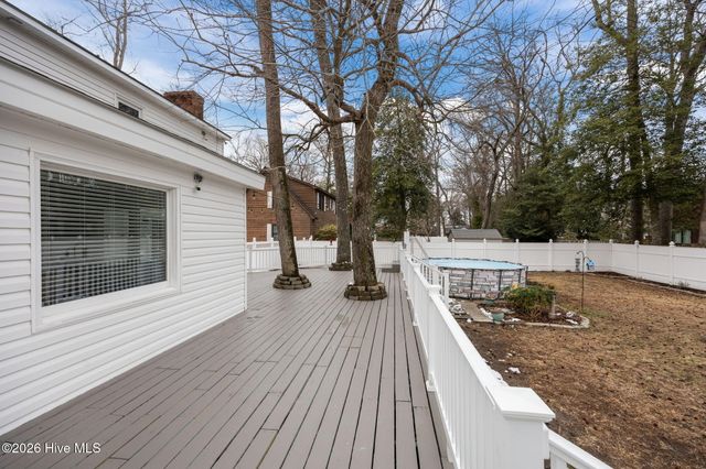 107 Hearthside Drive, Greenville, NC 27834