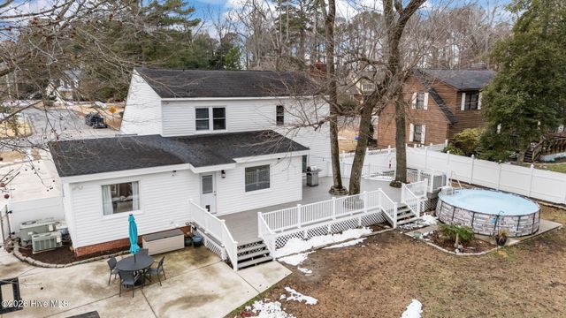 107 Hearthside Drive, Greenville, NC 27834