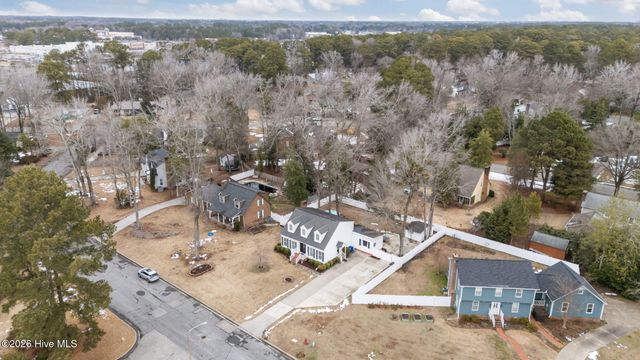 107 Hearthside Drive, Greenville, NC 27834