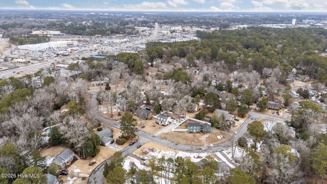 107 Hearthside Drive, Greenville, NC 27834