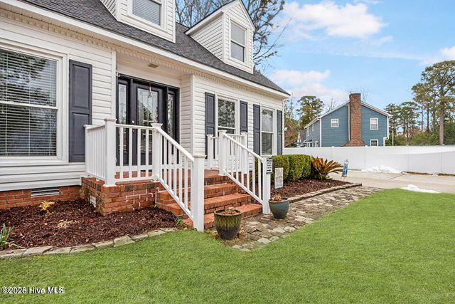 107 Hearthside Drive, Greenville, NC 27834