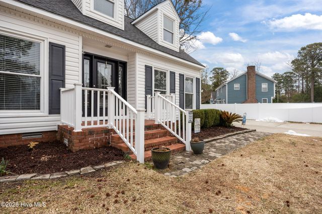 107 Hearthside Drive, Greenville, NC 27834