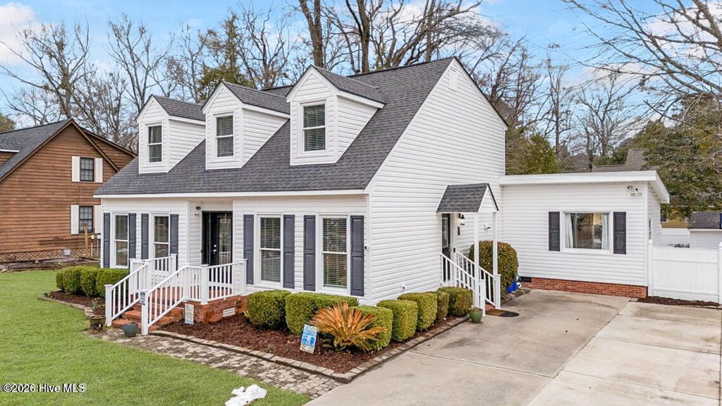 107 Hearthside Drive, Greenville, NC 27834