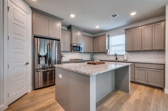 6513 Boone Drive, Rowlett, TX 75089