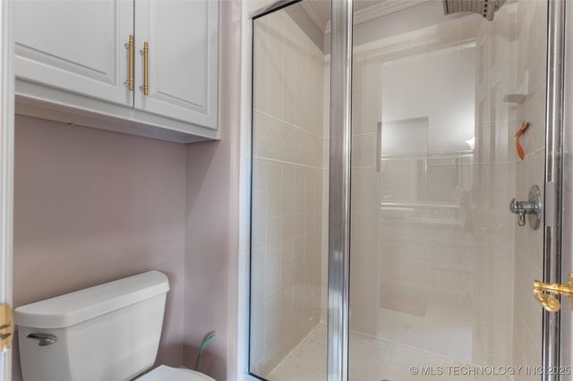 9327 S Jamestown Avenue, Tulsa, OK 74037