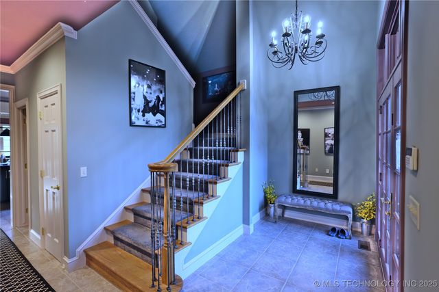 9327 S Jamestown Avenue, Tulsa, OK 74037