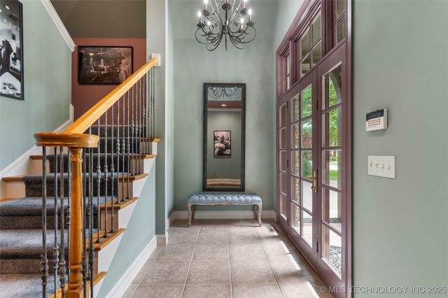 9327 S Jamestown Avenue, Tulsa, OK 74037