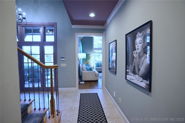 9327 S Jamestown Avenue, Tulsa, OK 74037