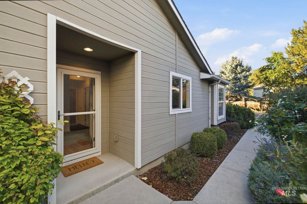 1451 E Silverton Ln., Boise, ID 83706 photo 4