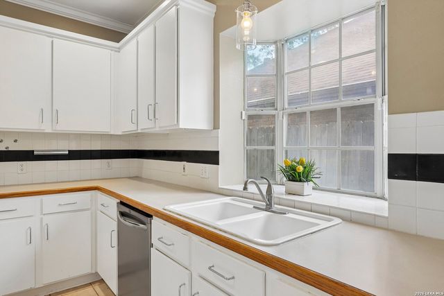 8494 Ulysses, Universal City, TX 78148