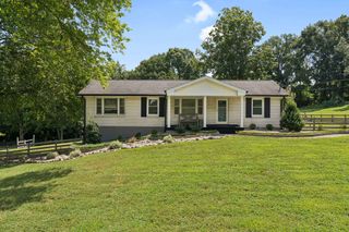150 Una Recreation Rd, Nashville, TN 37217
